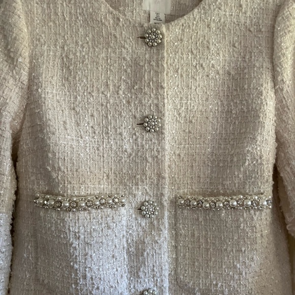 H&M Cream blazer with Pearl rhinestone small - Picture 4 of 8